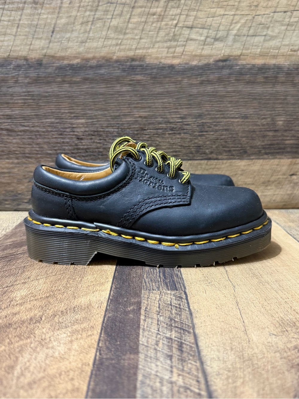 Dr. Martens 8053 Kids Black Leather Oxfords Sneakers Size 11C Unisex